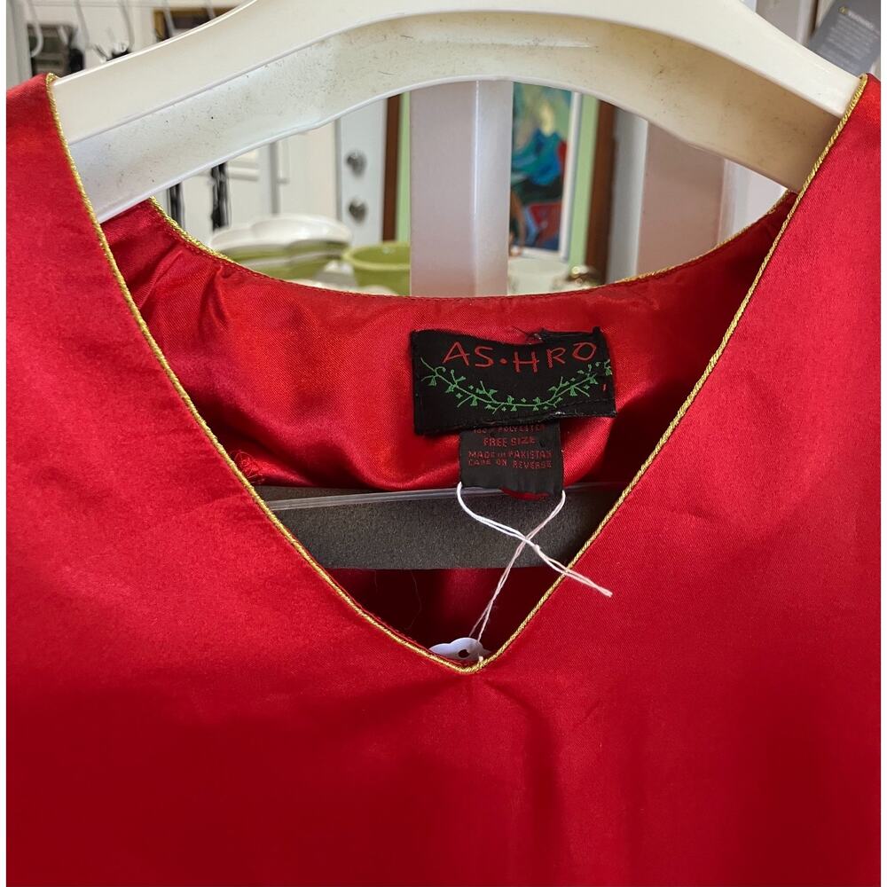 Ashro Free Size Red V-Neck Satin Tunic NOC2603 - Picture 2 of 6